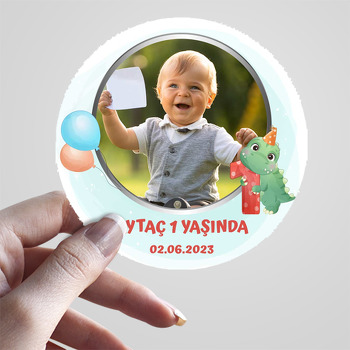 1 Yaş Dinazor Temalı Sticker