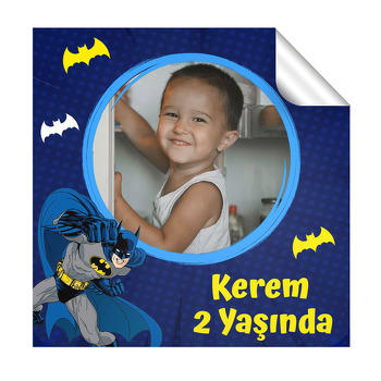 Batman Lacivert Fon Temalı Kare Etiket