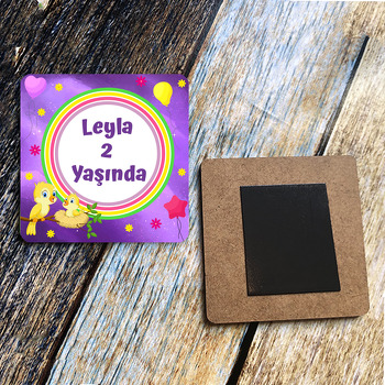 Sarı Kanarya Temalı Kare Ahşap Magnet