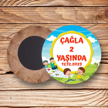 Aile ile Piknik Temalı Daire Ahşap Magnet