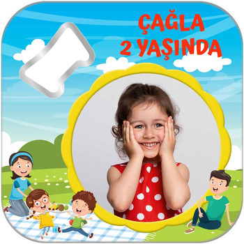 Aile ile Piknik Temalı Kare Magnet Açacak