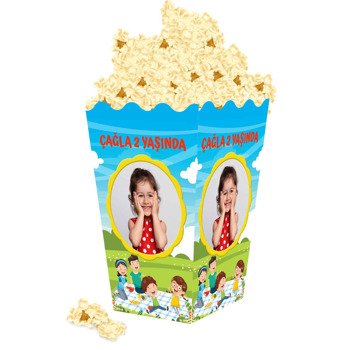 Aile ile Piknik Temalı Popcorn Kutusu