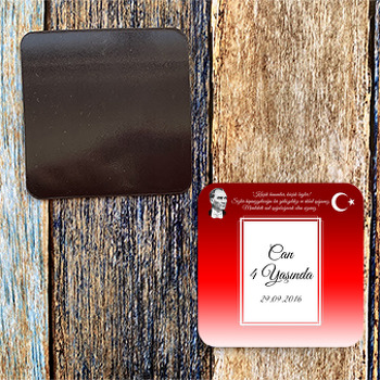 Atatürk ve Bayrak Temalı Kare Magnet