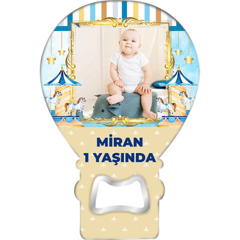 Atlıkarınca Mavi Krem Fon Temalı Resimli Balon Magnet Açacak