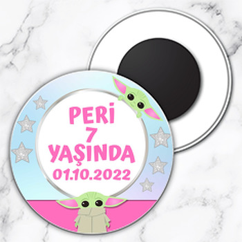 Baby Yoda Temalı Daire Plastik Doğum Günü Magnet