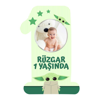 Baby Yoda Yeşil Fon Temalı Doğum Günü Magnet