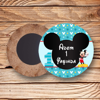 Bir Yaş Mickey Mouse Temalı Daire Ahşap Magnet