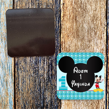 Bir Yaş Mickey Mouse Temalı Doğum Günü Magnet