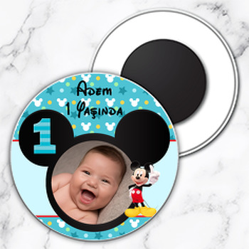 Bir Yaş Mickey Mouse Temalı Resimli Daire Plastik Magnet