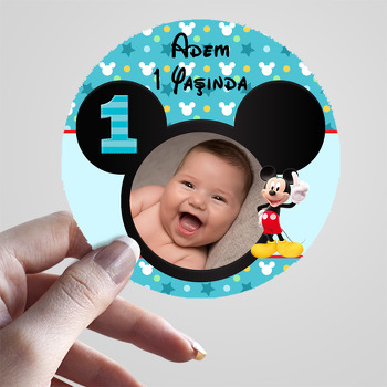 Bir Yaş Mickey Mouse Temalı Resimli Sticker