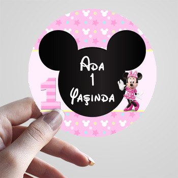 Bir Yaş Minnie Mouse Temalı Sticker