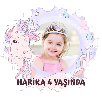 Bulutlar İçerisinde Unicorn Temalı Sticker