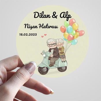 Carl ile Ellie Balonlarla Motorda Temalı Sticker