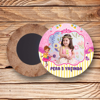 Fancy Nancy Clancy Temalı Daire Ahşap Magnet