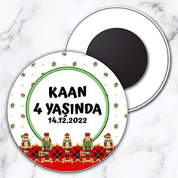 Fındıkkıran Asker ile Yeni Yıl Temalı Daire Plastik Hediyelik Magnet