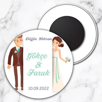 Gelin ile Damat ile Beyaz Şerit Temalı Daire Plastik Magnet