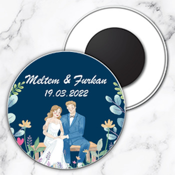 Gelin ile Damat Lacivert Fon Temalı Daire Plastik Magnet