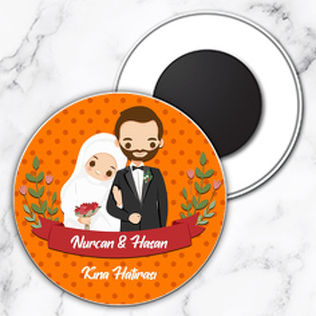 Gelin ve Damat Turuncu Puantiyeli Fon Temalı Daire Plastik Magnet