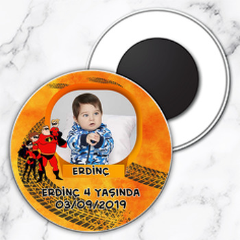 İnanılmaz Aile Temalı Daire Plastik Magnet