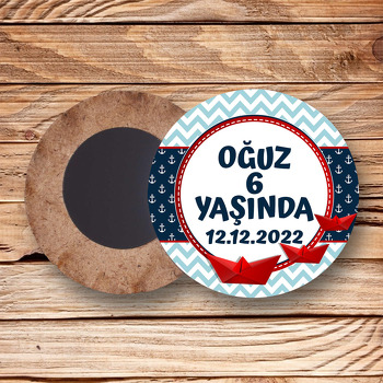 Kağıt Gemi ile Denizci Temalı Ahşap Daire Magnet