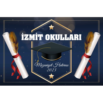 Kep ile Tüylü Kalemli Diploma ile Lacivert Fonda Mezuniyet Hatırası Temalı Afiş