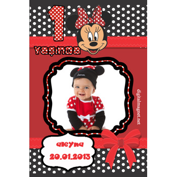 Kırmızı Fonlu Minnie Mouse Magnet