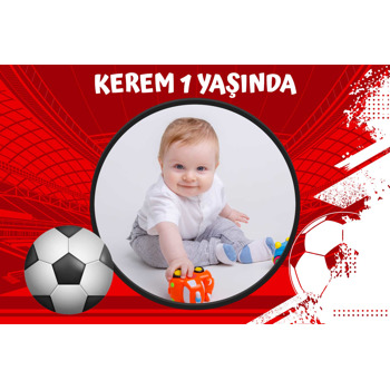 Kırmızı Futbol Stadı ile Beyaz Desen Fon Temalı Doğum Günü Magnet