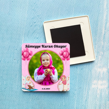 Kuran Okuyorum Pembe Temalı Kare Plastik Kare Magnet