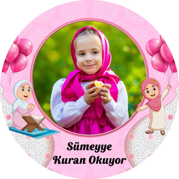 Kuran Okuyorum Pembe Temalı Resimli Akrilik Daire Magnet