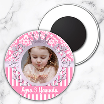 Lila Taç Damask Temalı Daire Plastik Magnet