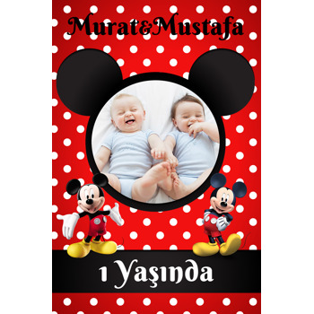 Mickey Mouse Kırmızı Fonda İkiz Temalı Doğum Günü Magnet