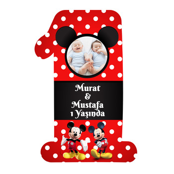 Mickey Mouse Kırmızı Fonda İkiz Temalı Doğum Günü Magnet