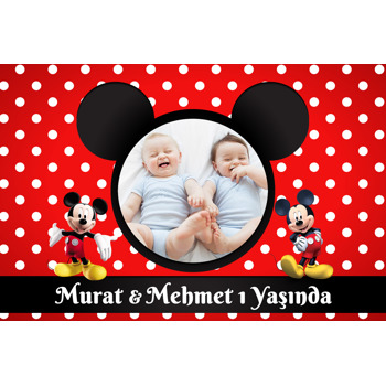 Mickey Mouse Kırmızı Fonda İkiz Temalı Doğum Günü Magnet