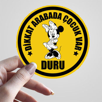 Minnie Mouse Kardeş ve Dikkat Çocuk Var Temalı Sticker