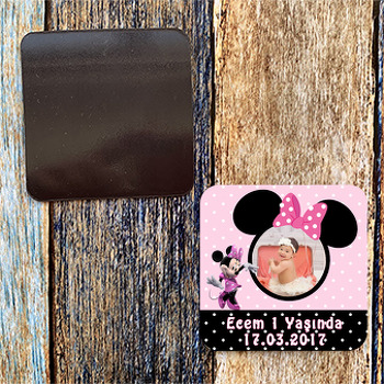 Minnie Mouse Temalı Kare Magnet