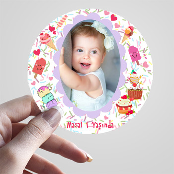 Neşeli Dondurmalar Temalı Resimli Sticker