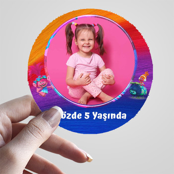 Neşeli Troller Temalı Resimli Sticker