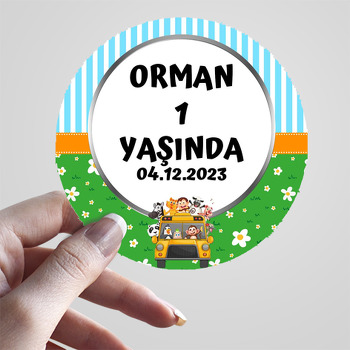 Otobüste Sevimli Hayvanlar Temalı Sticker