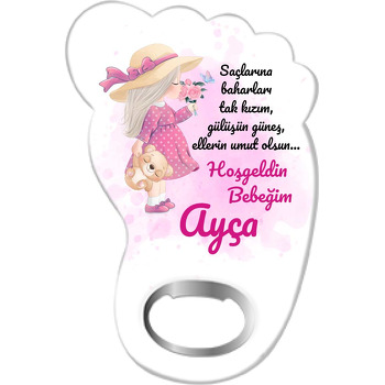 Pembe Elbiseli Kız Çocuğu ile Ayıcık Temalı Ayak İzi Magnet Açacak