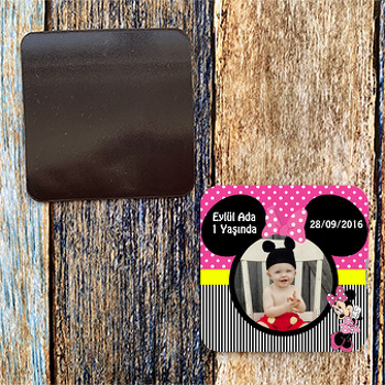 Pembe Minnie Mause Temalı Kare Magnet