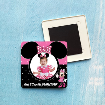 Pembe Siyah Mickey Temalı Kare Plastik Kare Magnet