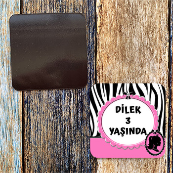 Prenses ile Zebra Fon Temalı Kare Magnet