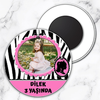 Prenses ile Zebra Fon Temalı Resimli Daire Plastik Magnet