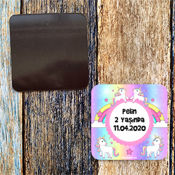 Renkli Unicorn Temalı Kare Magnet