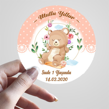 Salıncakta Ayıcık Temalı Sticker