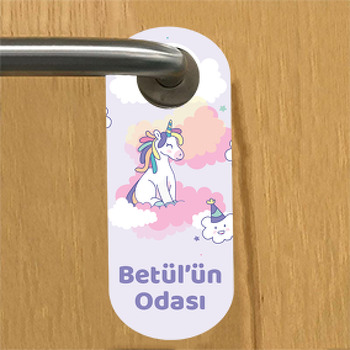 Sevimli Unicorn ile Pembe Bulut Temalı Çocuk Odası Kapı Askısı