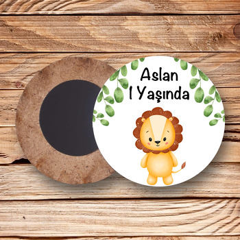 Soft Tonlarda Aslan Temalı Daire Ahşap Magnet