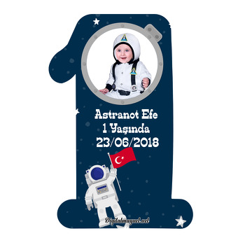 Türk Bayraklı Astronot Temalı Doğum Günü Magnet