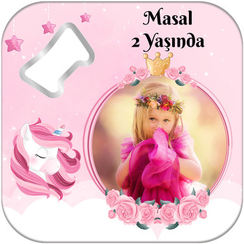 Unicorn ile Pembe Bulutlar Temalı Kare Magnet Açacak