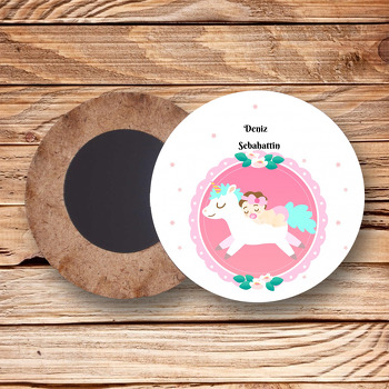 Unicorn ve Kız Bebek  Temalı Ahşap Magnet 